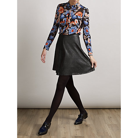 floral shirt model shot